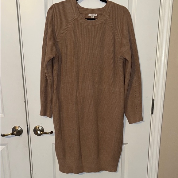 Chic Soul Tan Crew Neck Sweater Dress, Sz 2X, NEVER WORN - Picture 1 of 5